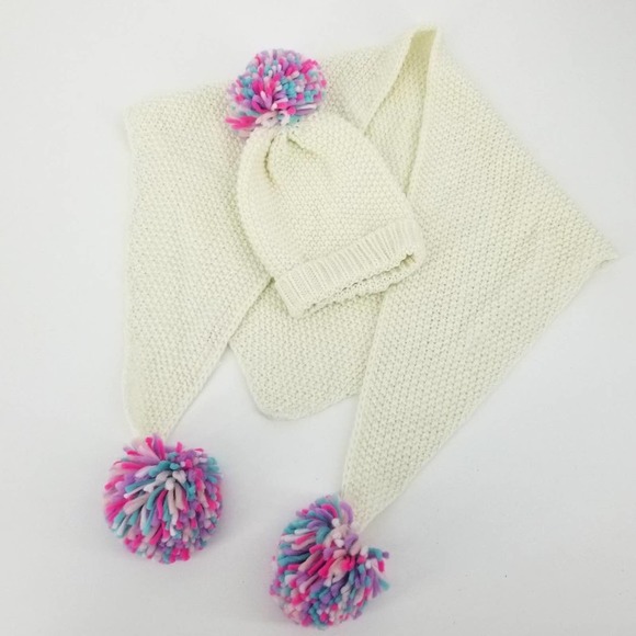 Capelli of New York Other - Capelli of New York Little Girls Knit Scarf and Hat Set Pom-Pom Accents Ivory
